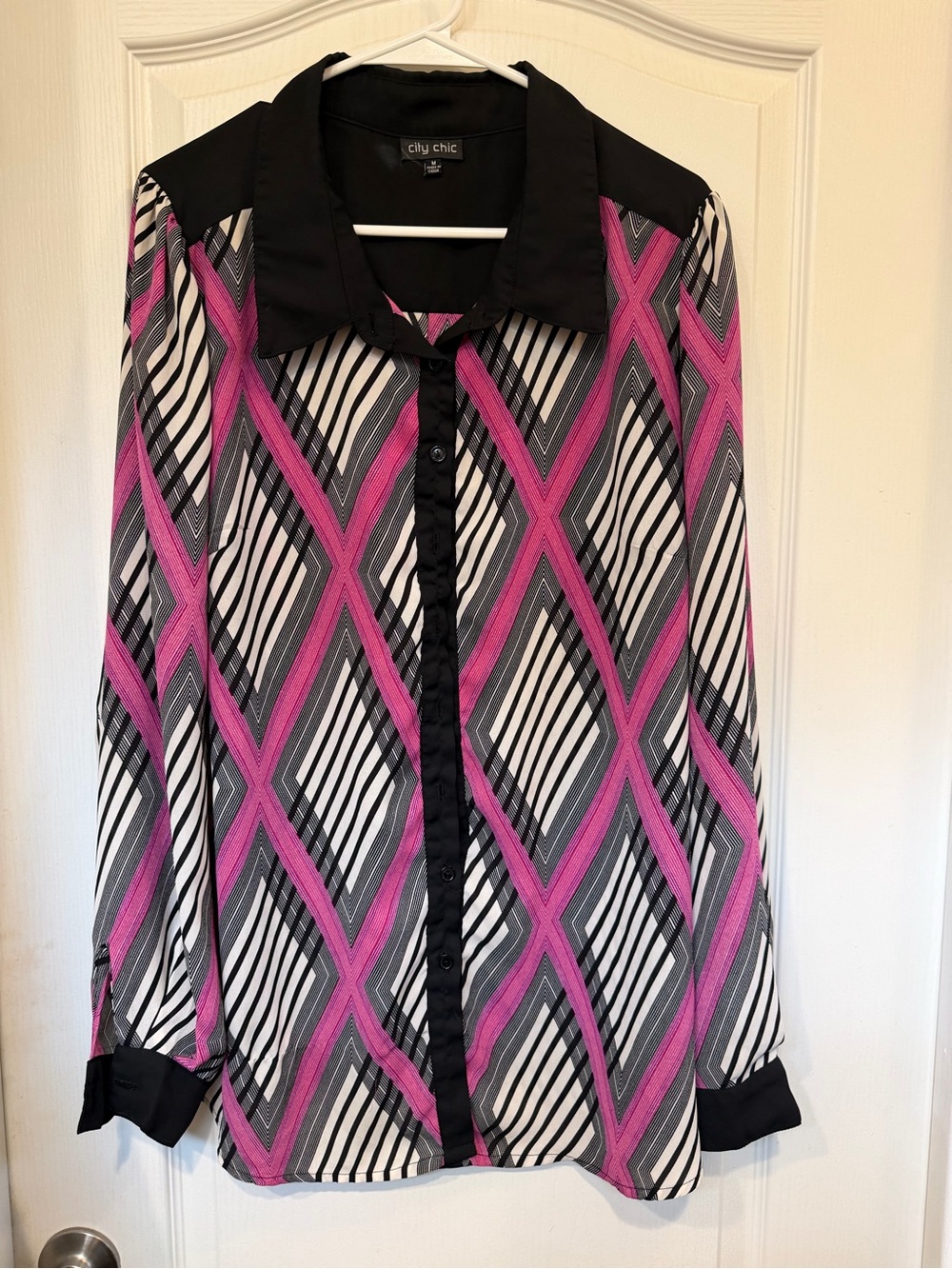 City Chic Blouse M 18 Pink Black Geometric Button Down Long Sleeve Plus Size